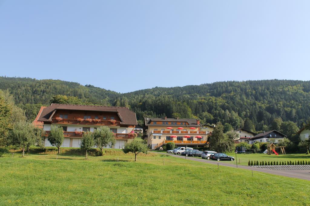 Pension Neuhof Ossiach Esterno foto